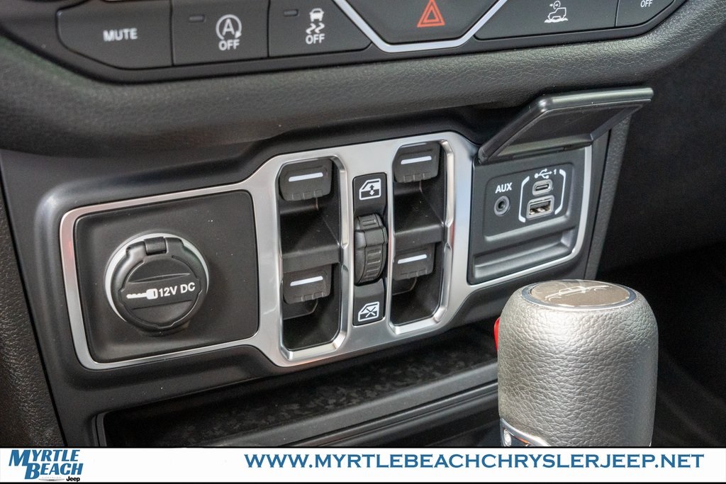 2025 Jeep Gladiator Sport S photo 20