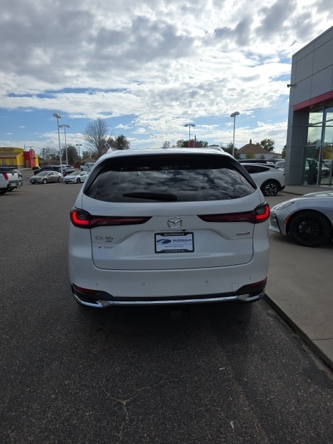 2024 Mazda CX-90 Premium Plus photo 4