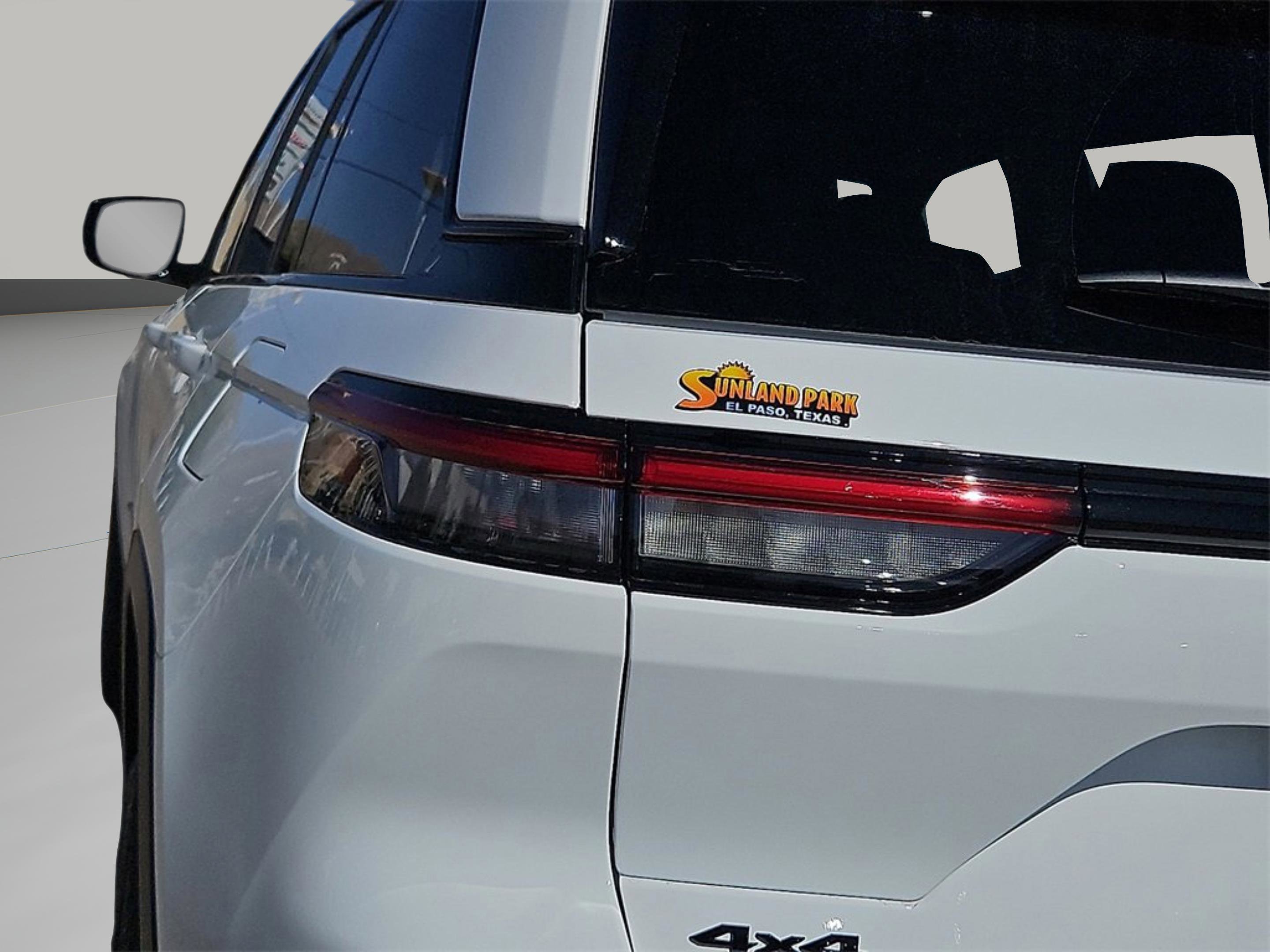 2025 Jeep Grand Cherokee Limited photo 23