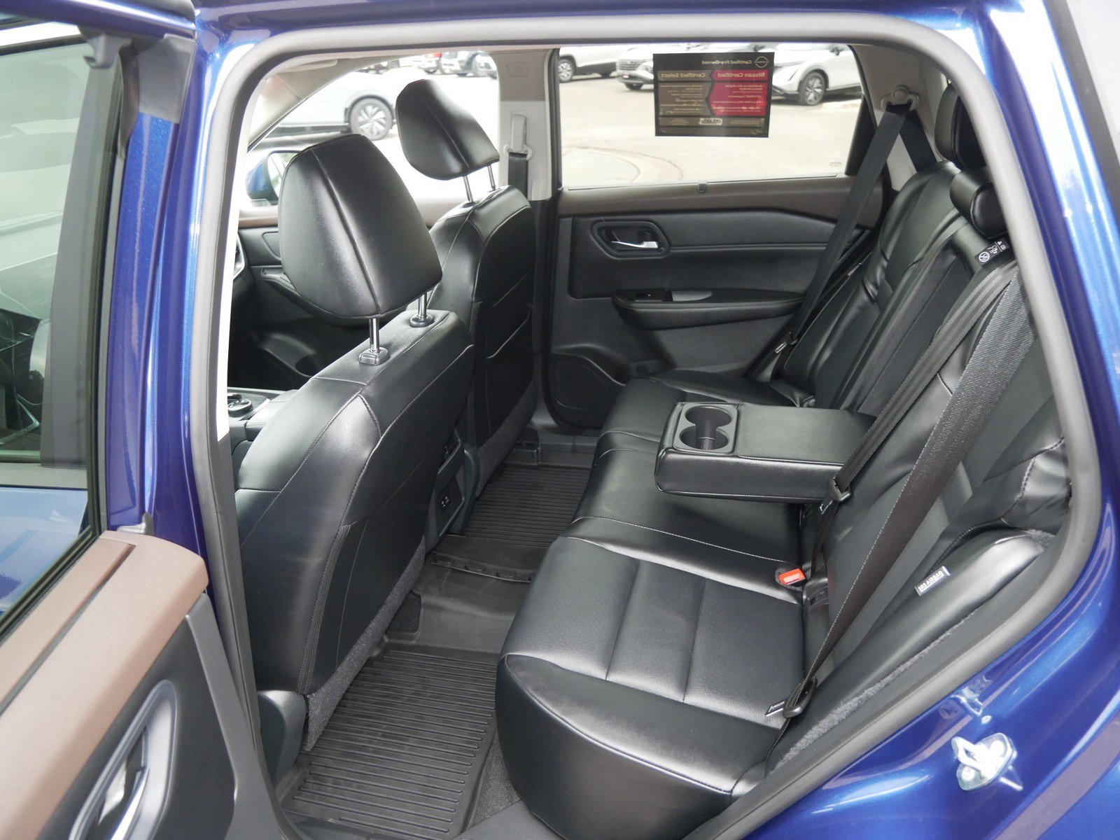 2023 Nissan Rogue SV photo 11
