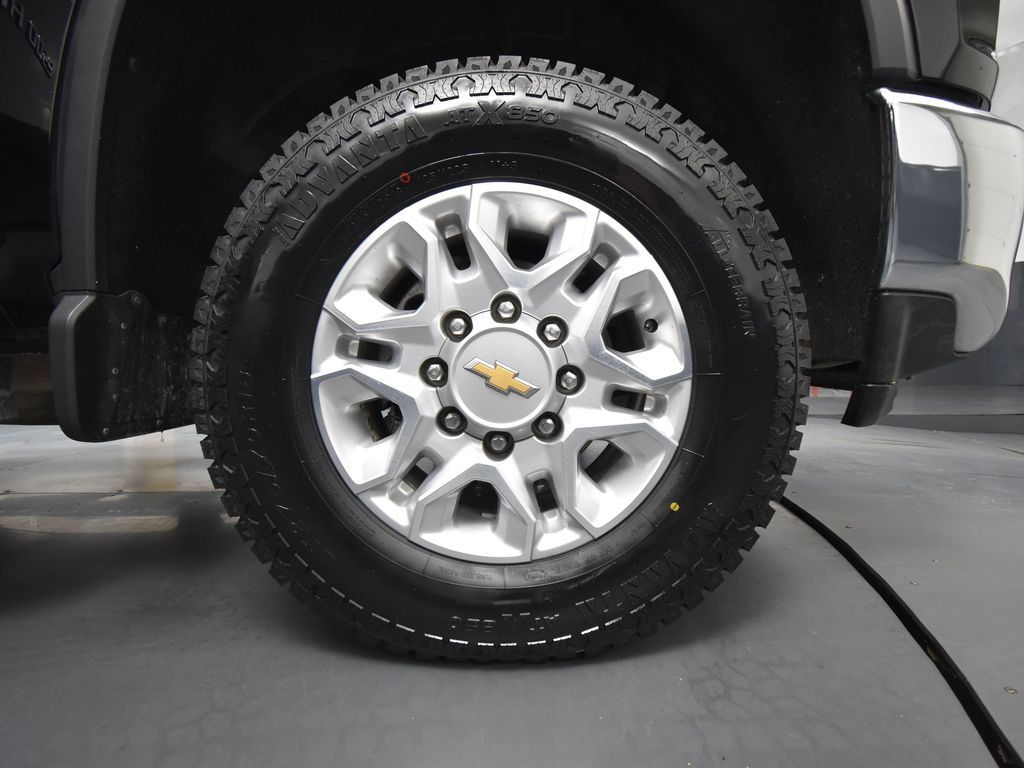 2022 Chevrolet Silverado 2500HD LTZ photo 12