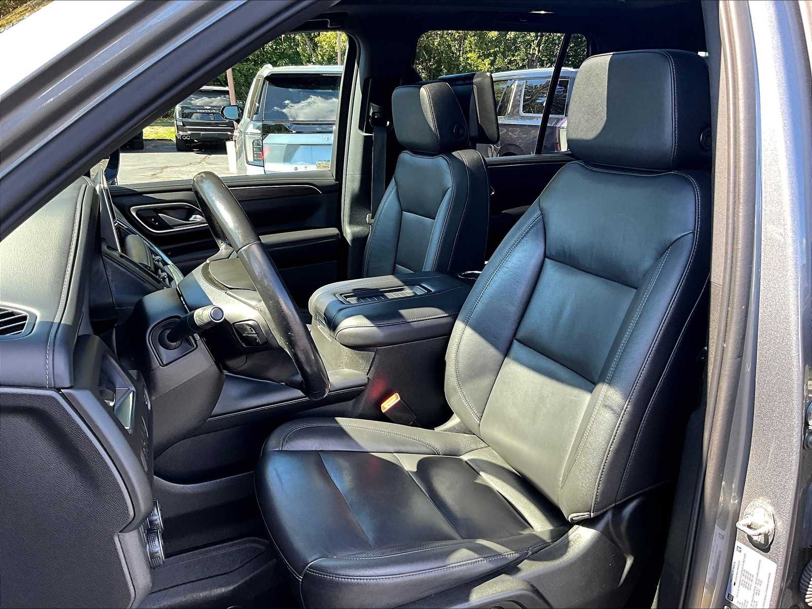 2021 Chevrolet Tahoe LT photo 10