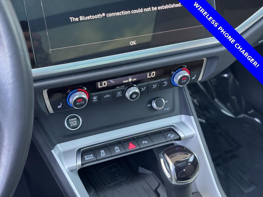 2023 Audi Q3 45 TFSI S line Premium photo 4