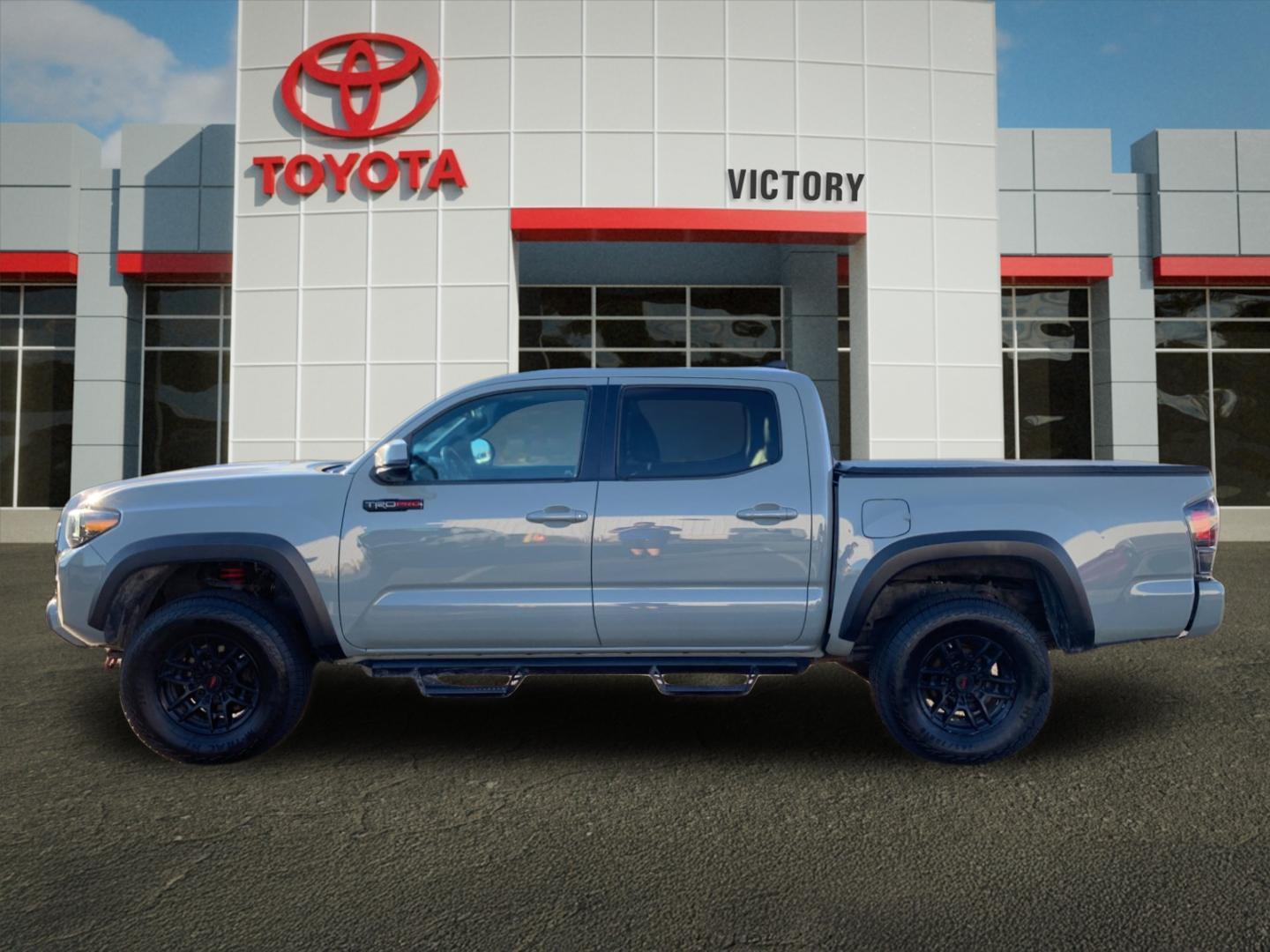 2021 Toyota Tacoma TRD Pro photo 6