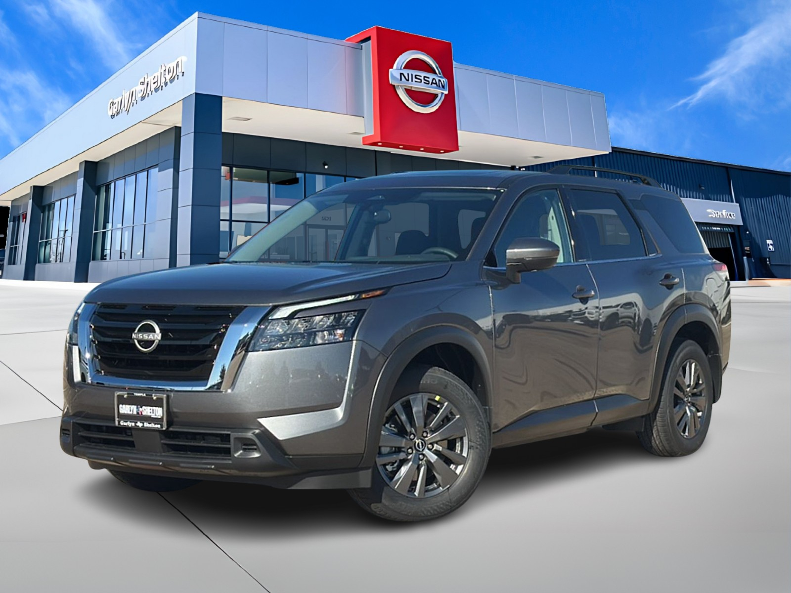 2025 Nissan Pathfinder SV's photo