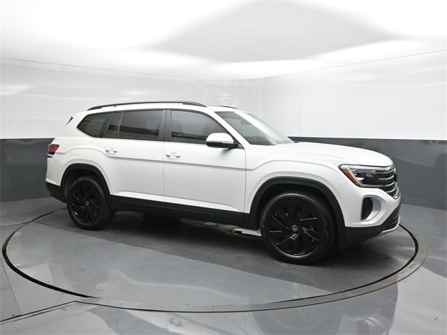 2026 Volkswagen Atlas SE Technology photo 11