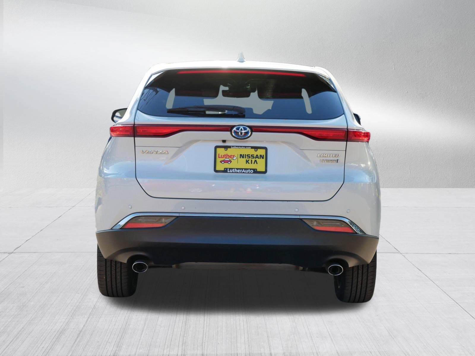 2021 Toyota Venza Limited photo 4