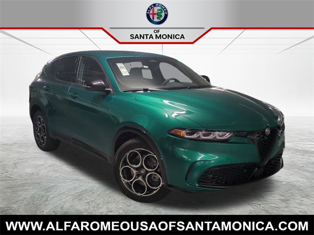 2025 Alfa Romeo Tonale Base's photo