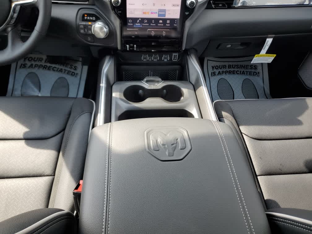 2026 Ram 1500 Laramie photo 18