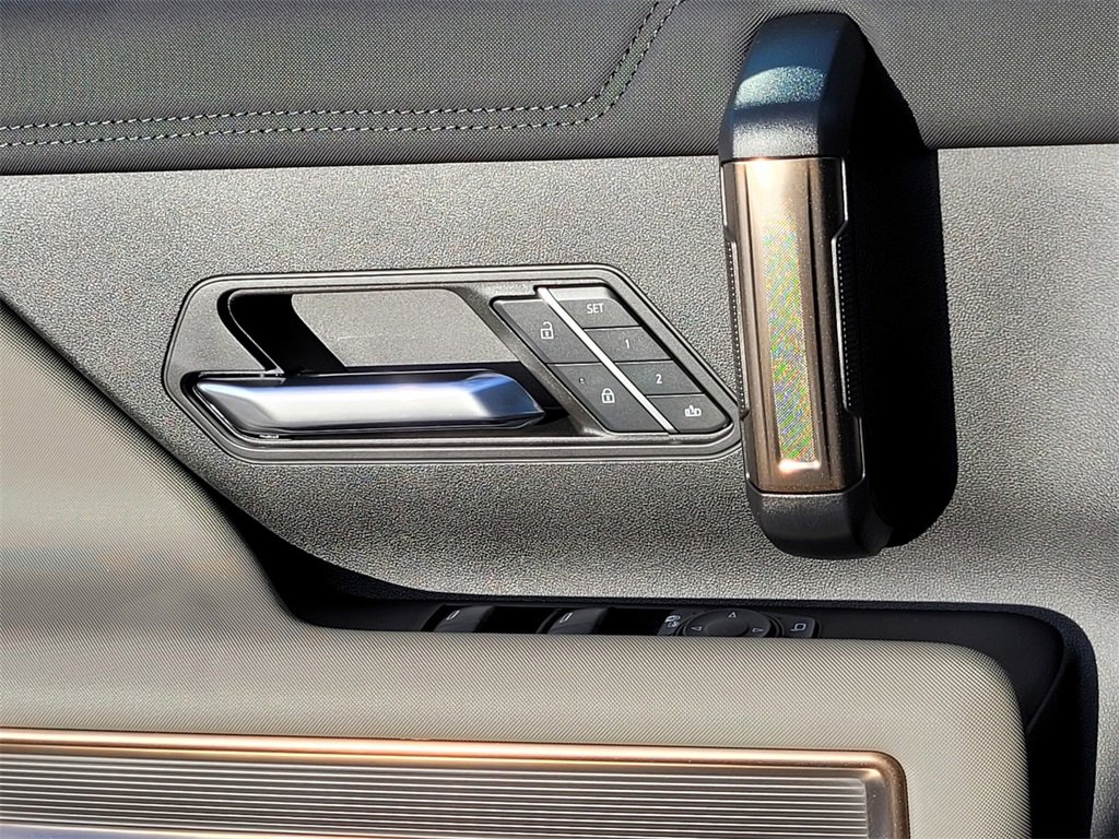 2024 Gmc Hummer EV photo 25