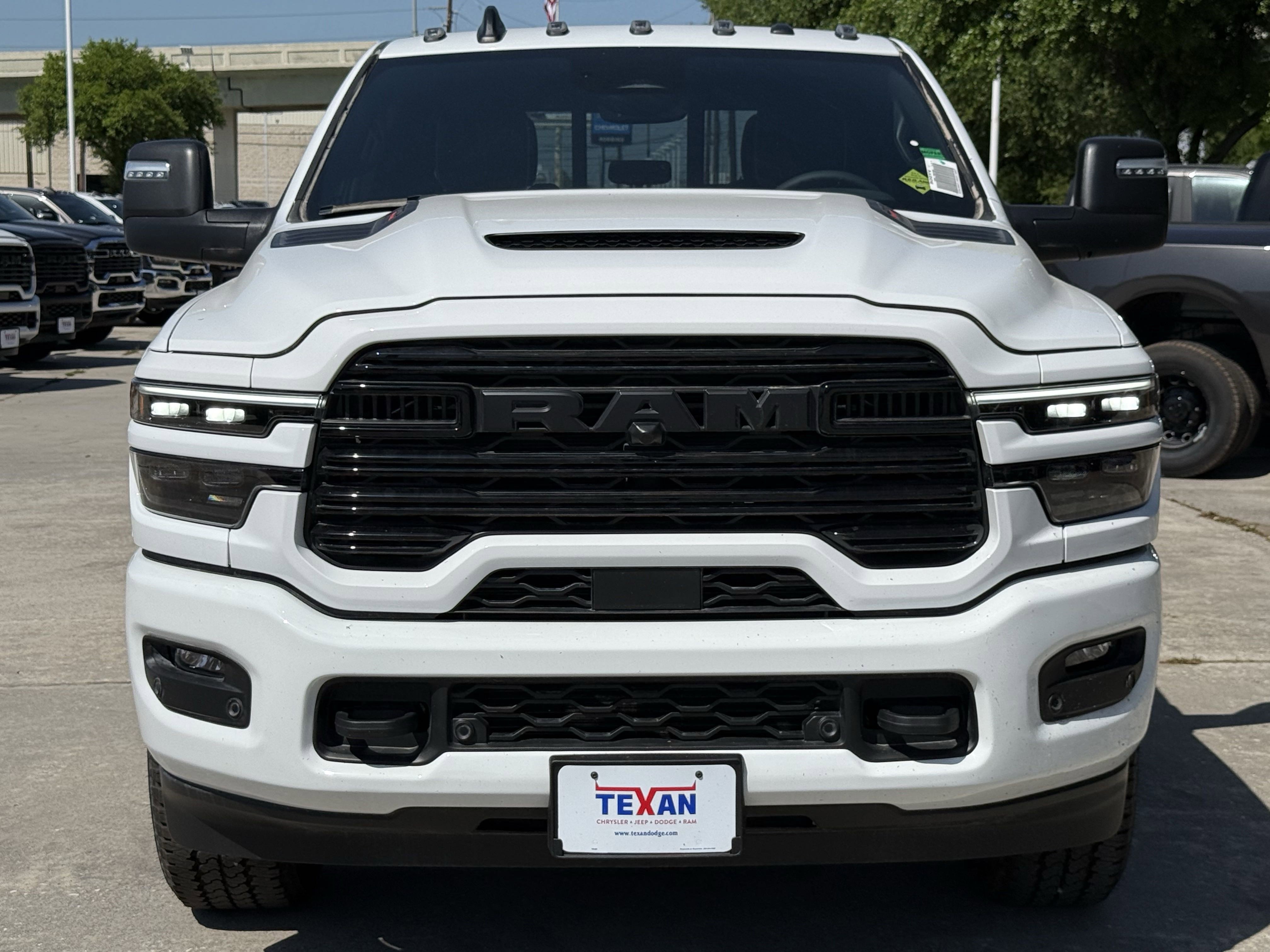 2025 Ram 2500 Laramie photo 2