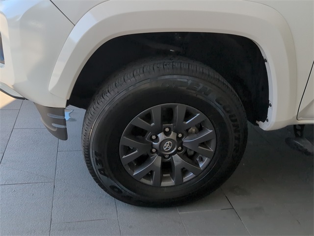 2023 Toyota Tacoma V6 photo 5