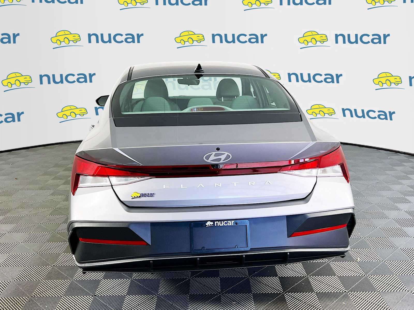 2024 Hyundai Elantra SEL photo 6