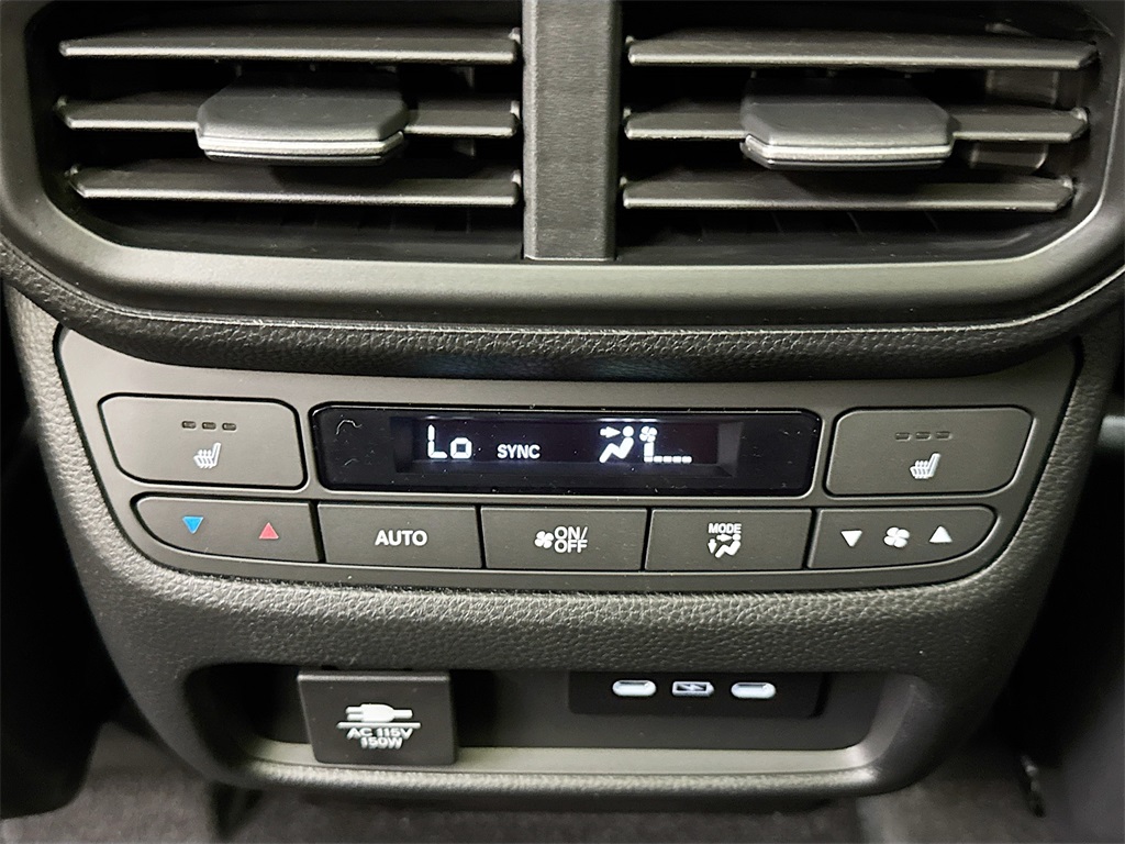 2025 Honda Pilot Black Edition photo 25