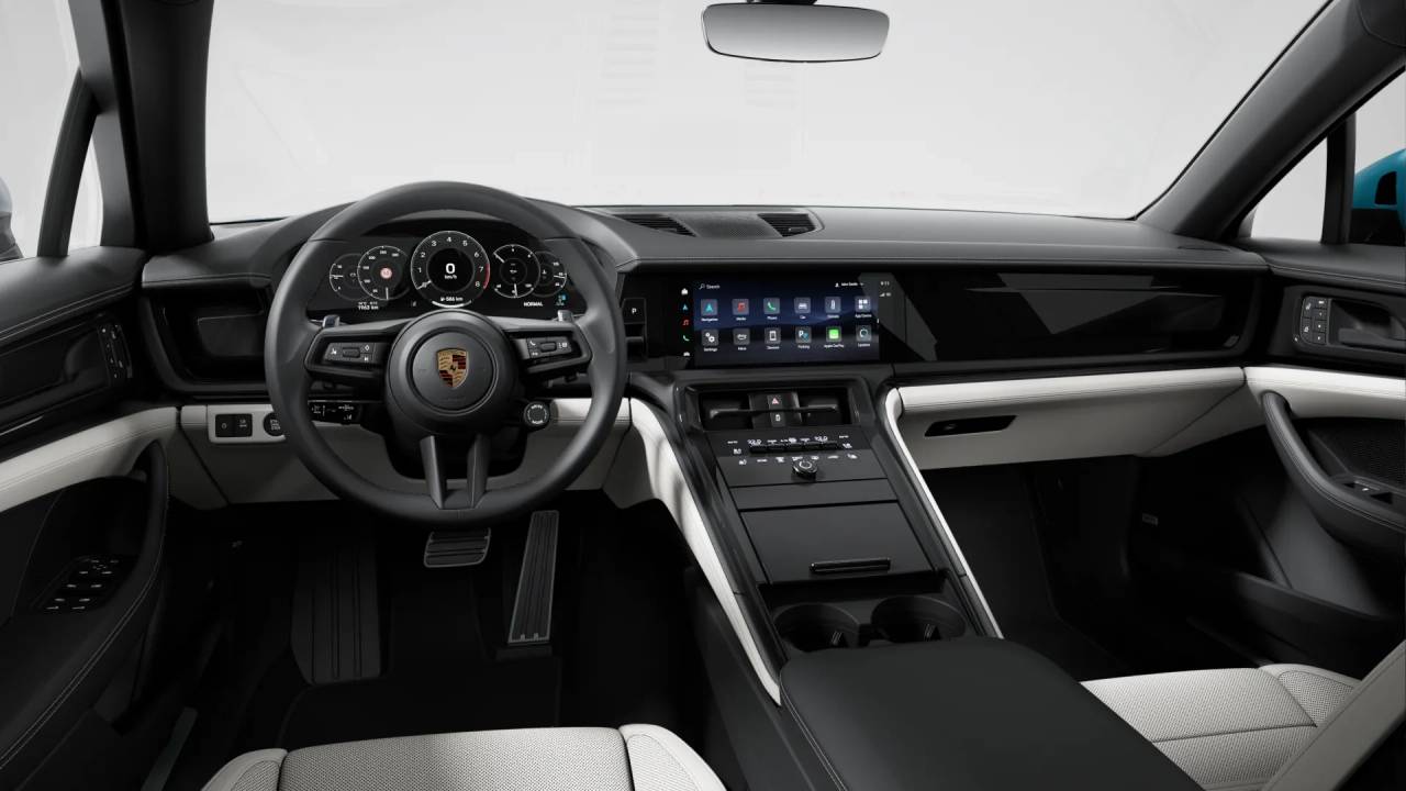 2026 Porsche Panamera 4 photo 9