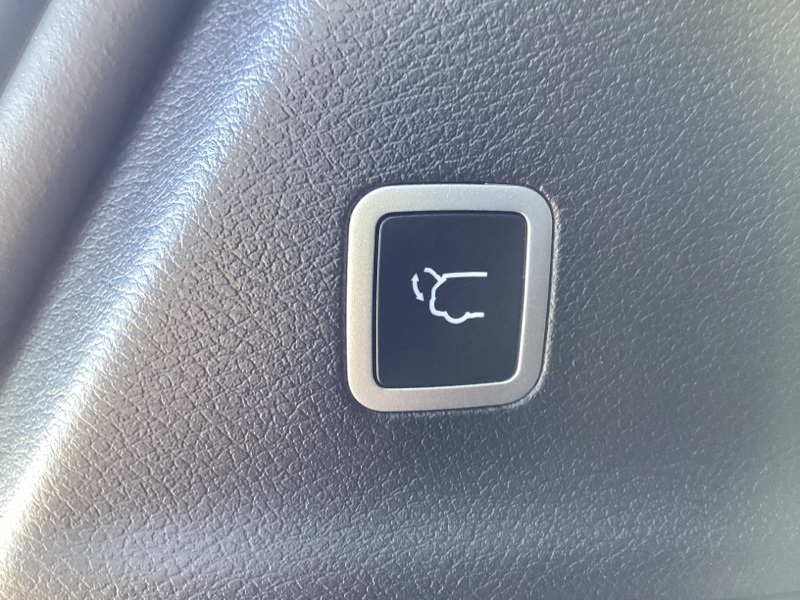 2025 Chrysler Pacifica photo 13