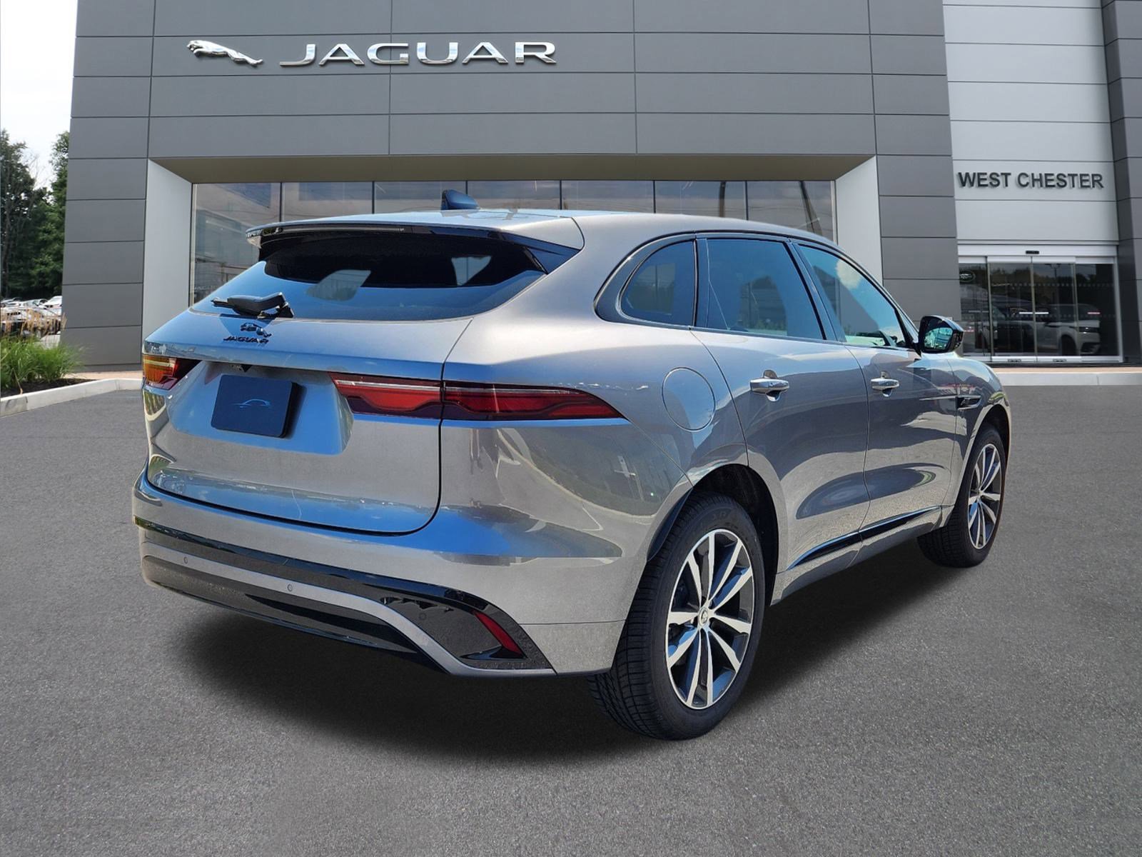 2025 Jaguar F-PACE P250 R-Dynamic S photo 4