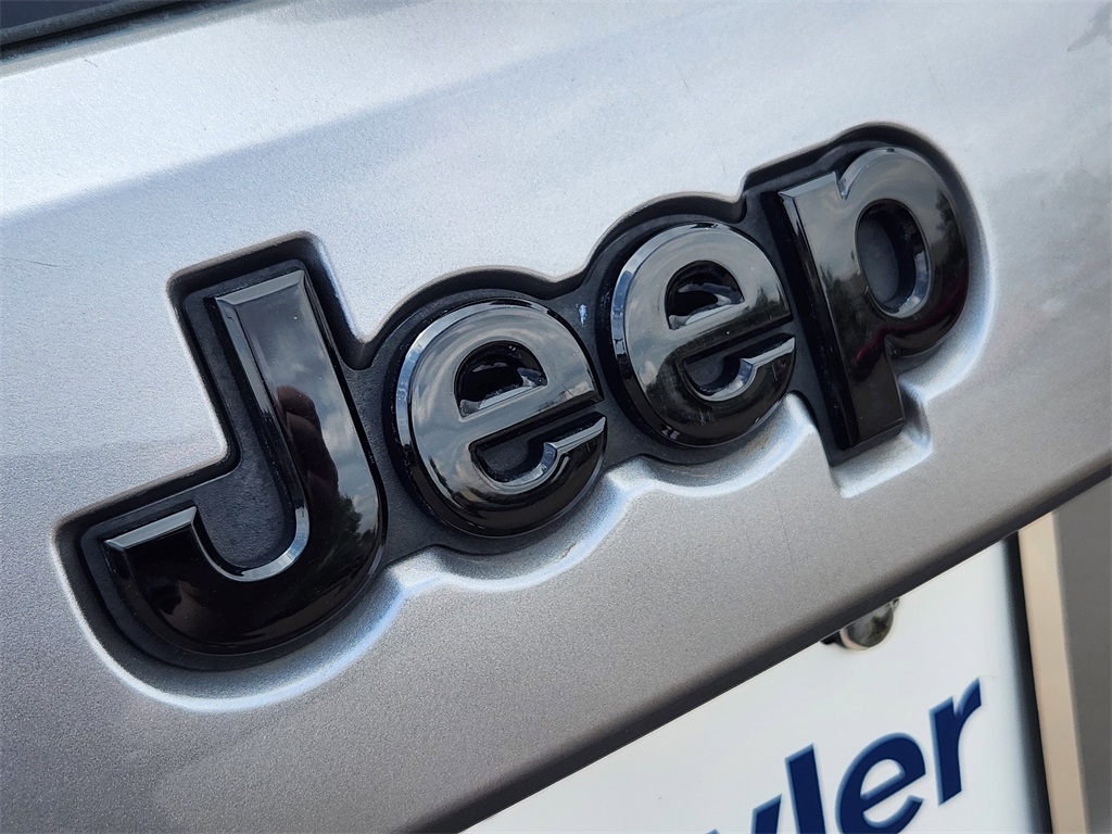 2018 Jeep Grand Cherokee EV EX Premium photo 6
