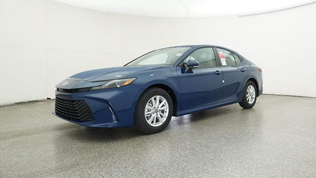 2026 Toyota Camry LE photo 6