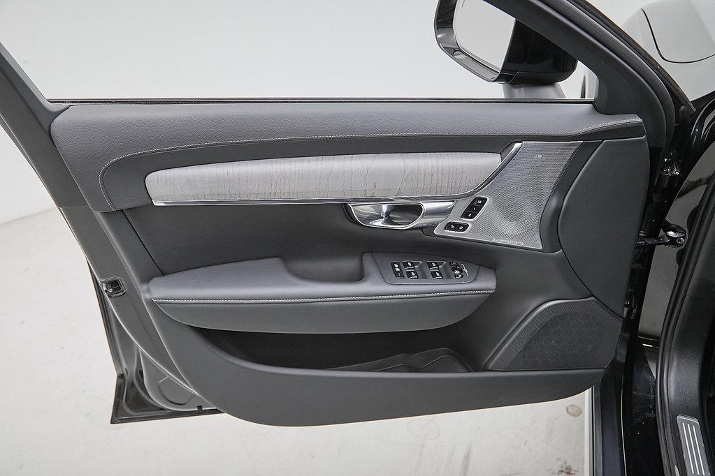 2024 VOLVO V90CC - Image 10