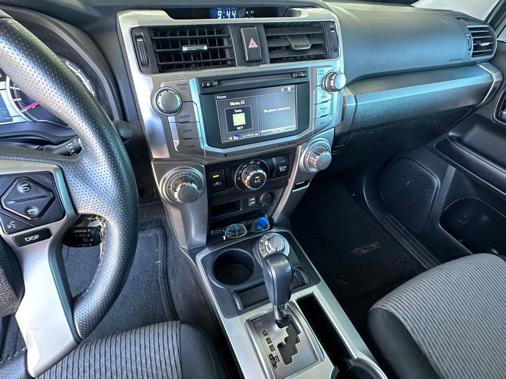 2019 Toyota 4Runner SR5 photo 15