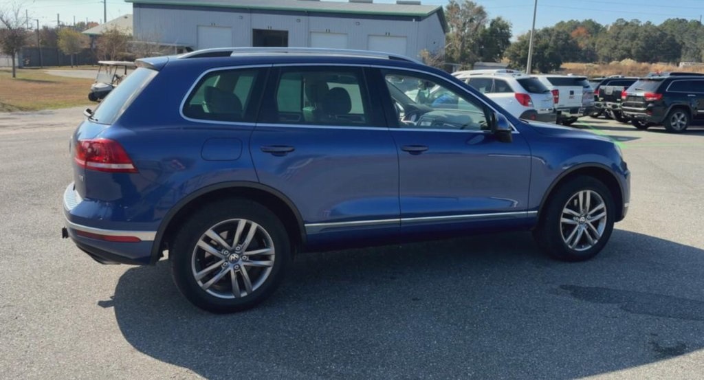 2016 Volkswagen Touareg VR6 FSI photo 4