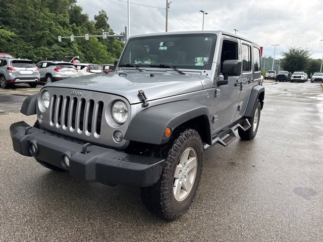 2017 Jeep Wrangler Unlimited Sport photo 3