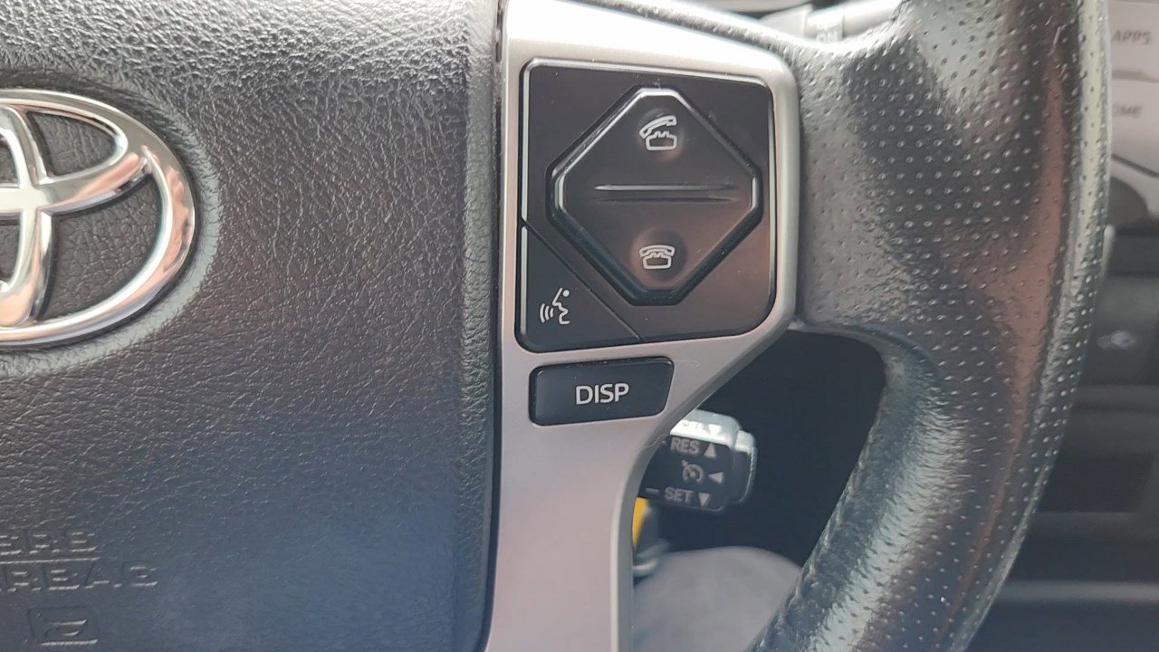 2018 Toyota 4Runner SR5 Premium photo 10