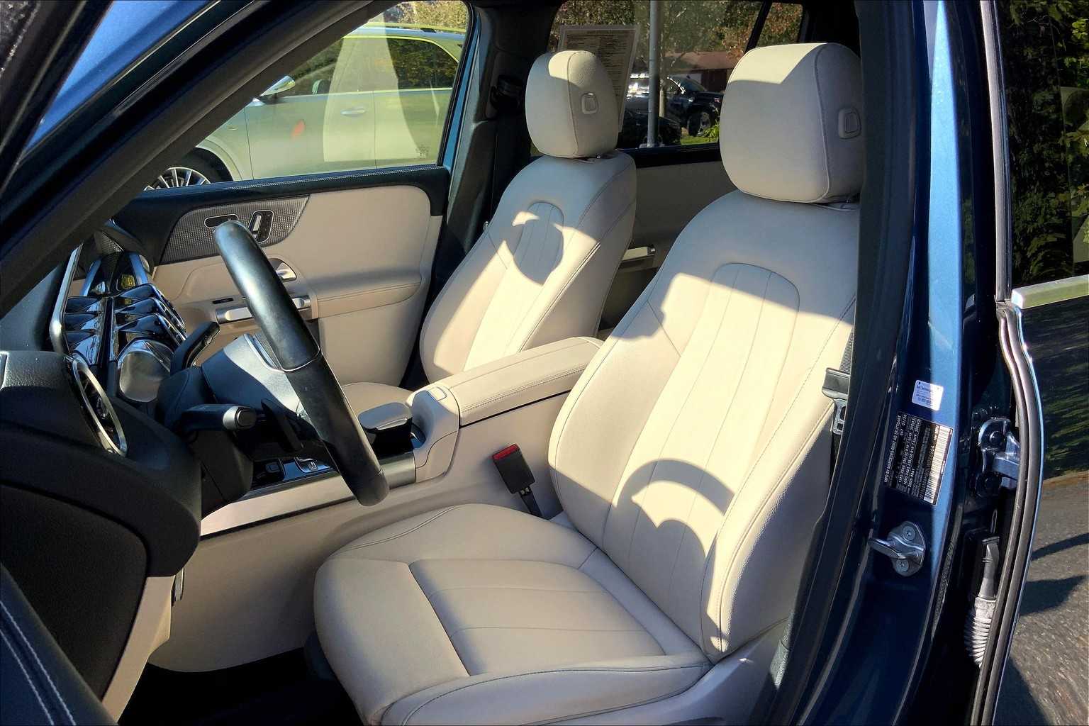 2020 Mercedes Benz GLB 250 4MATIC photo 8