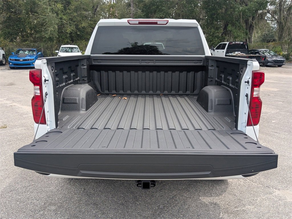 2026 Chevrolet Silverado 1500 Custom photo 4