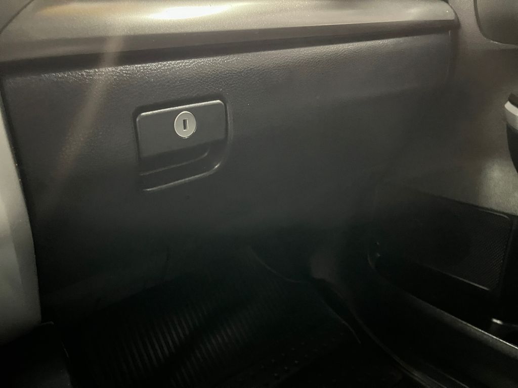 2021 Toyota Tundra SR5 CrewMax photo 19