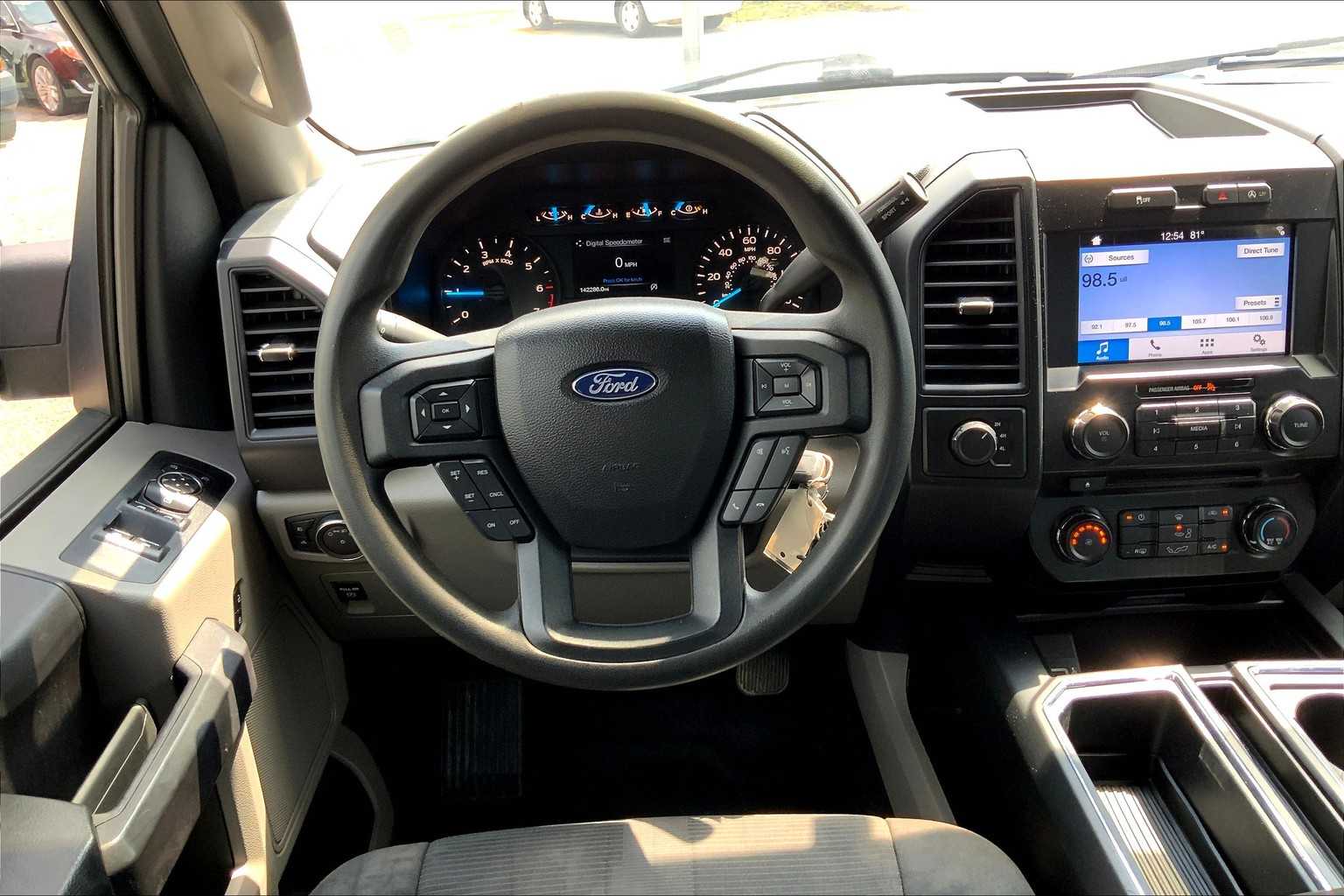 2017 Ford F-150 XL photo 3