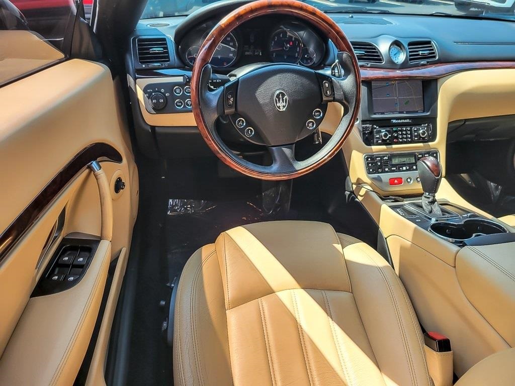 2010 Maserati Granturismo Base photo 11