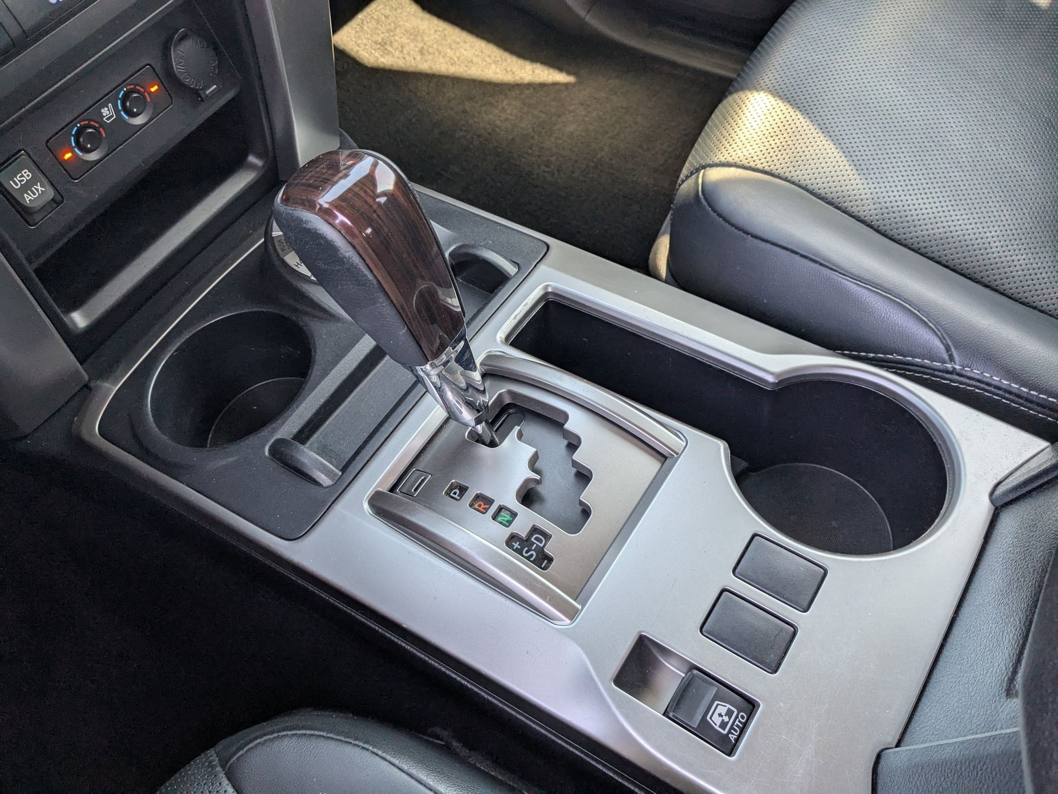 2016 Toyota 4Runner Limited photo 23