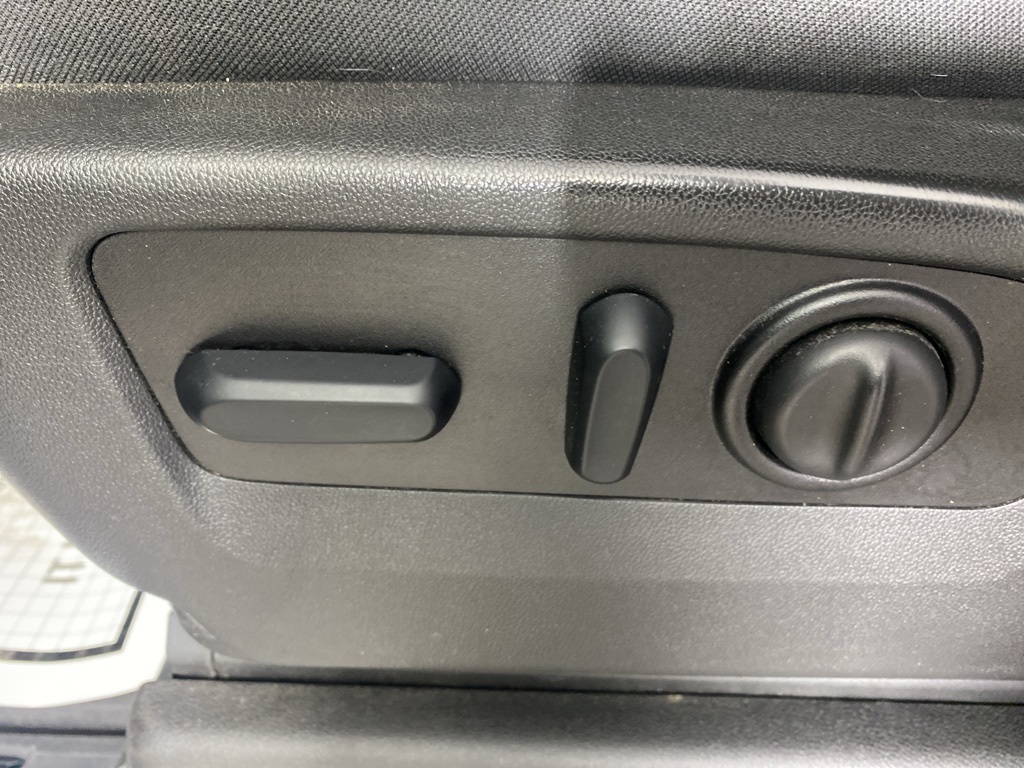 2021 Chevrolet Silverado 1500 RST photo 12