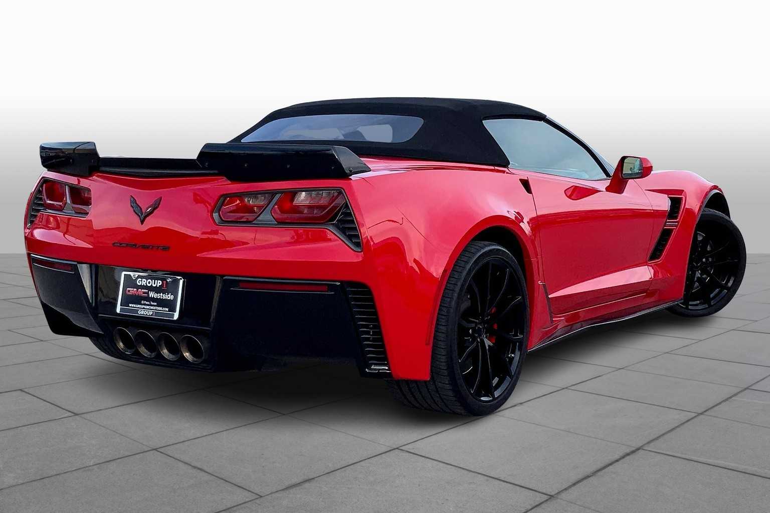 2017 Chevrolet Corvette Grand Sport 1LT Convertible photo 10