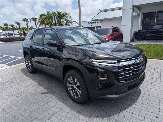 2026 Chevrolet Equinox LT photo 2