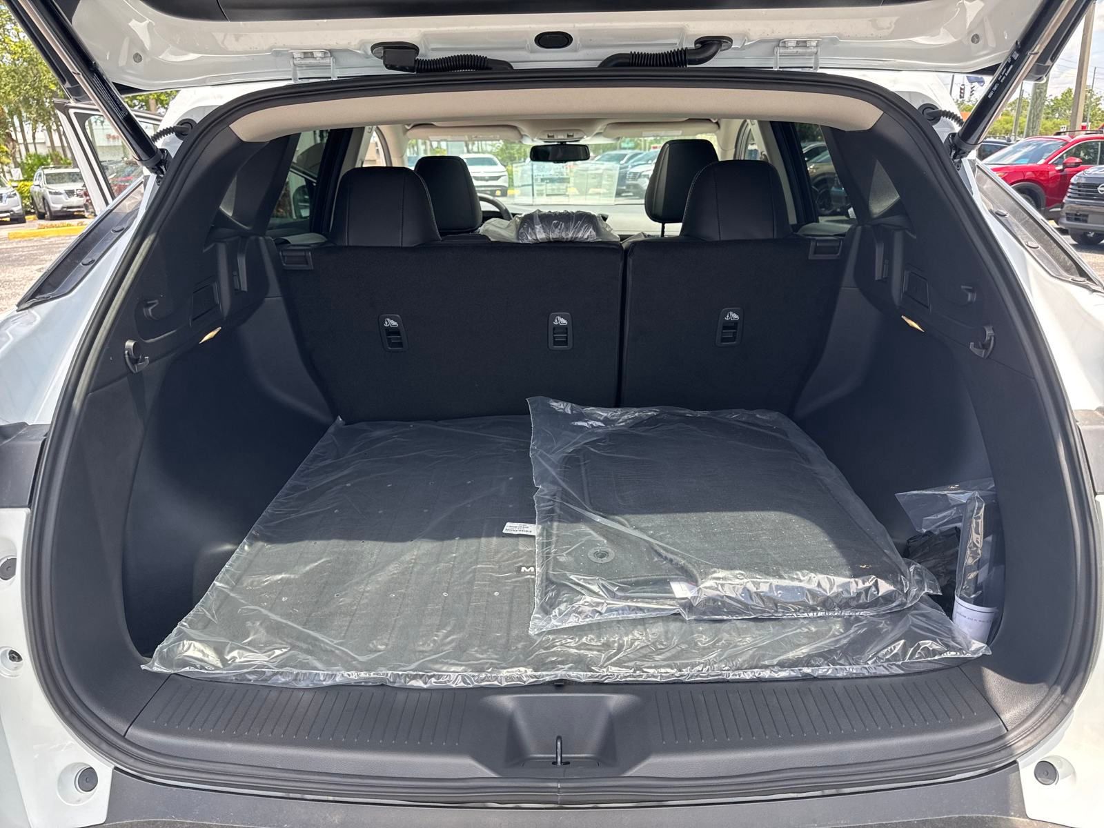 2025 Nissan Murano SL photo 27