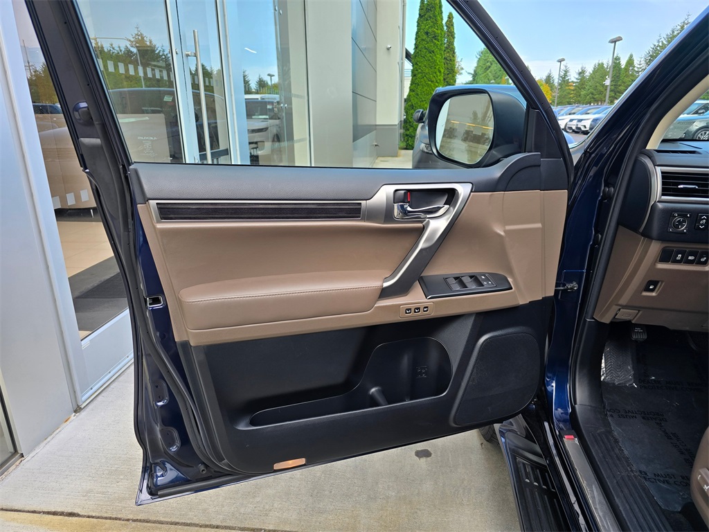 2023 Lexus GX 460 photo 22
