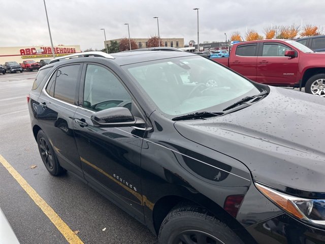 2020 Chevrolet Equinox LT photo 4