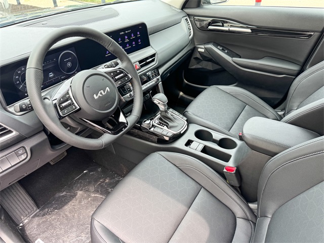 2026 Kia Seltos SX photo 13