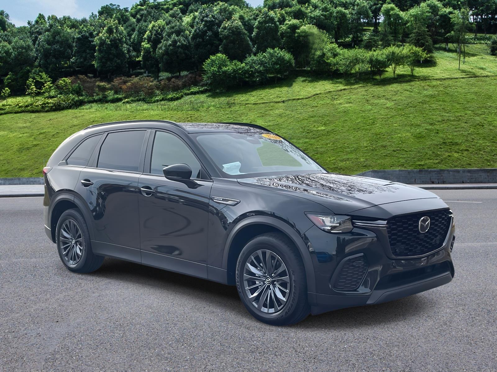 2025 Mazda CX-70 Preferred Package's photo