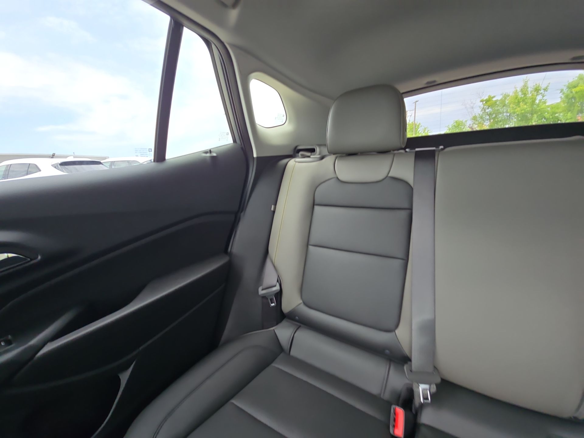 2025 Chevrolet Trax ACTIV photo 12
