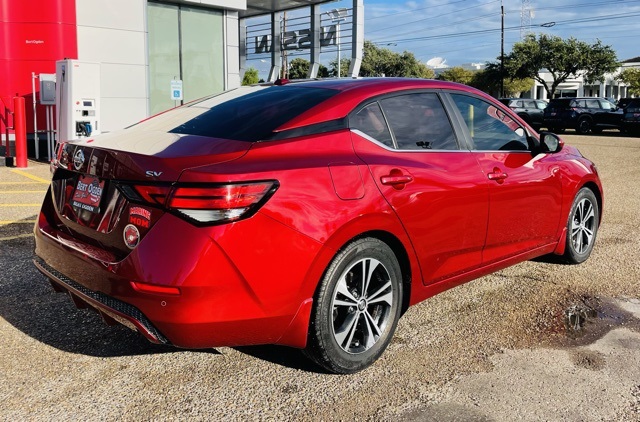 2022 Nissan Sentra SV photo 6