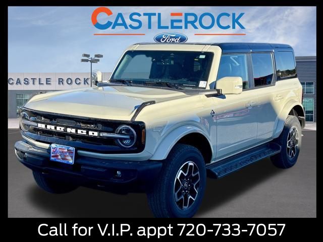 2025 Ford Bronco 4-Door Outer Banks's photo