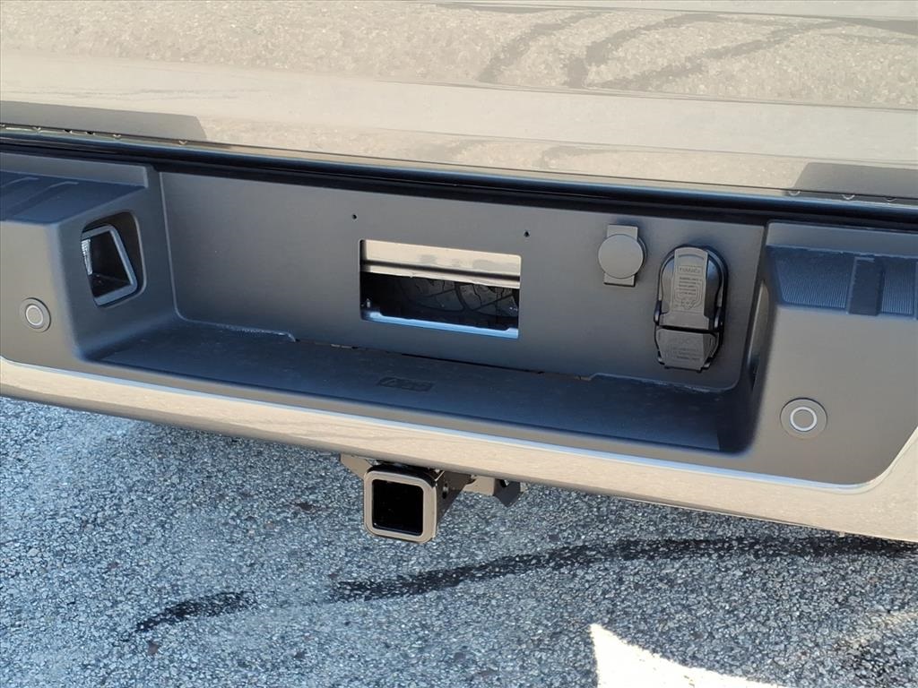 2025 Ford F-150 STX photo 4