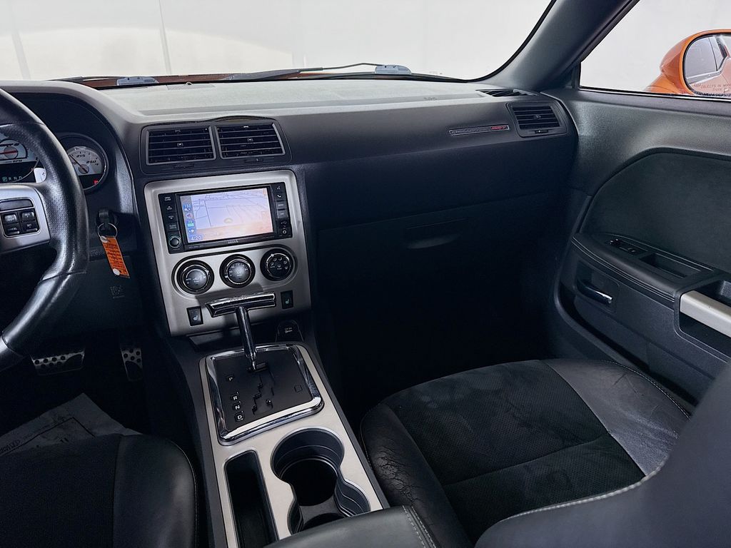 2012 Dodge Challenger SRT8 392 photo 25