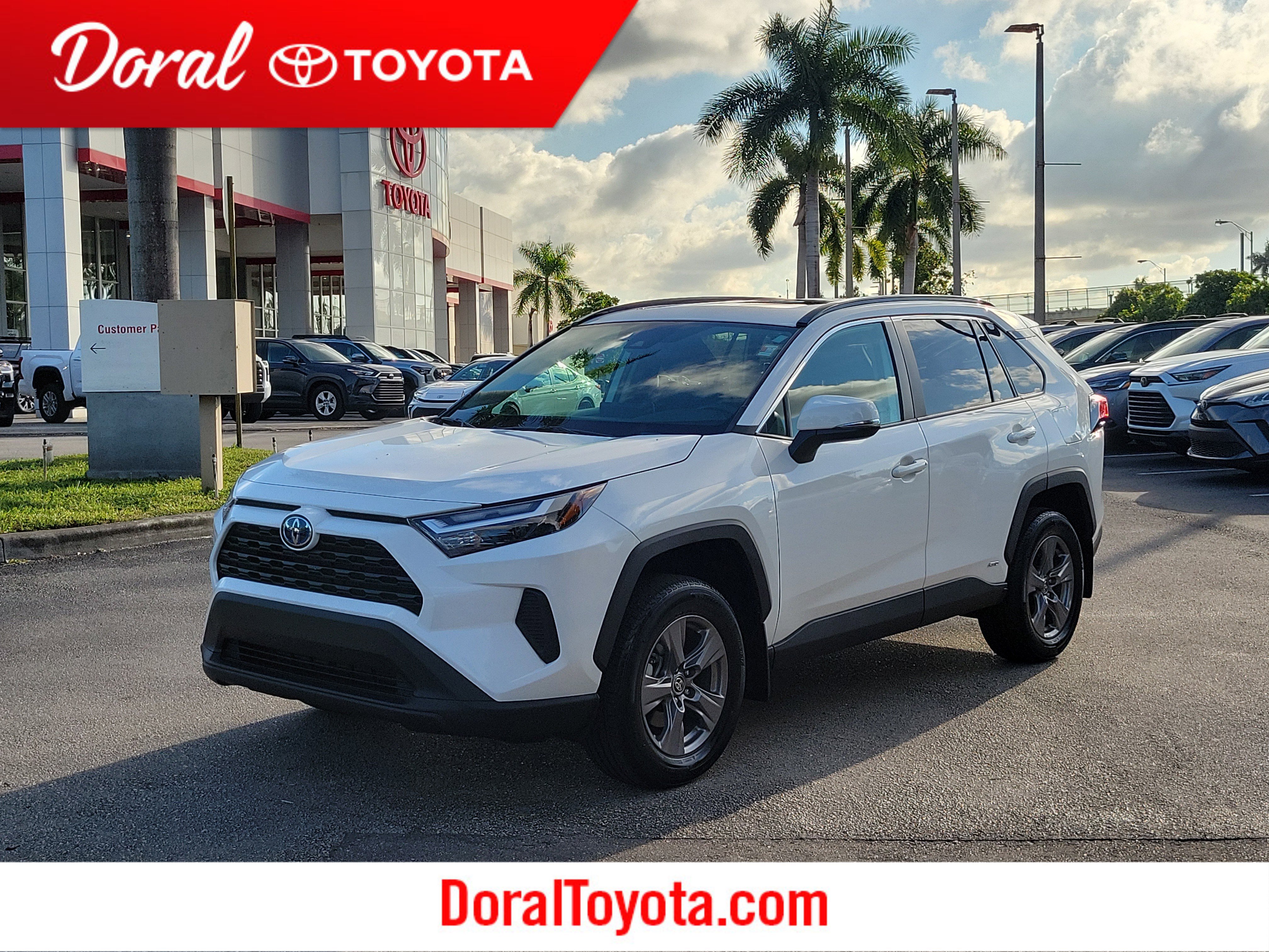 2024 Toyota RAV4 XLE