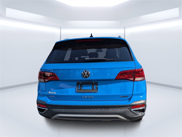 2022 Volkswagen Taos SEL photo 4