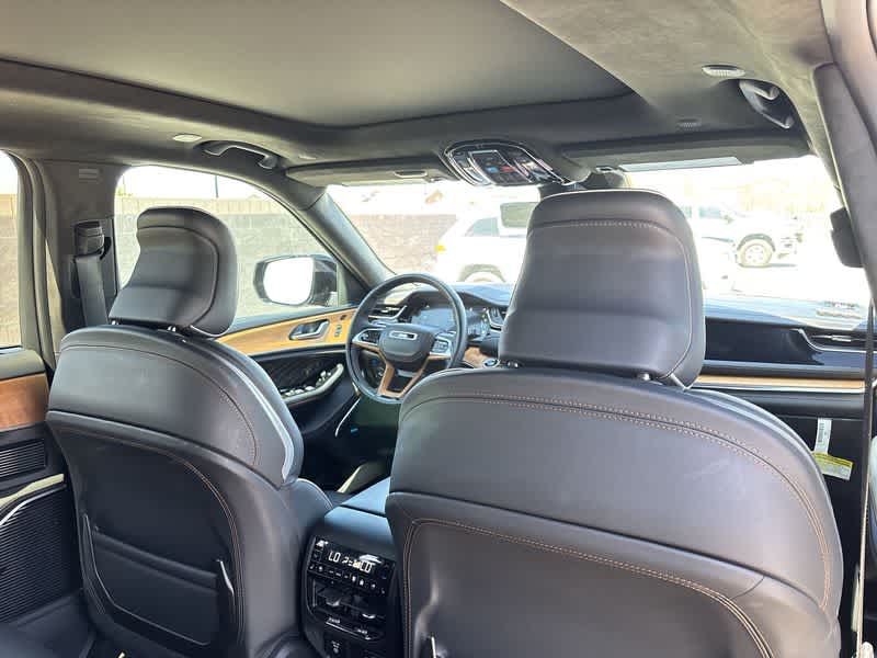 2023 Jeep Cherokee photo 16